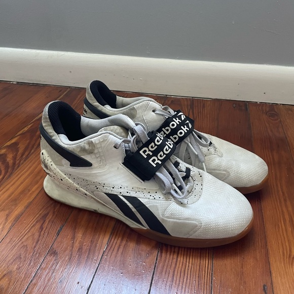 Reebok Lifters - Picture 1 of 3